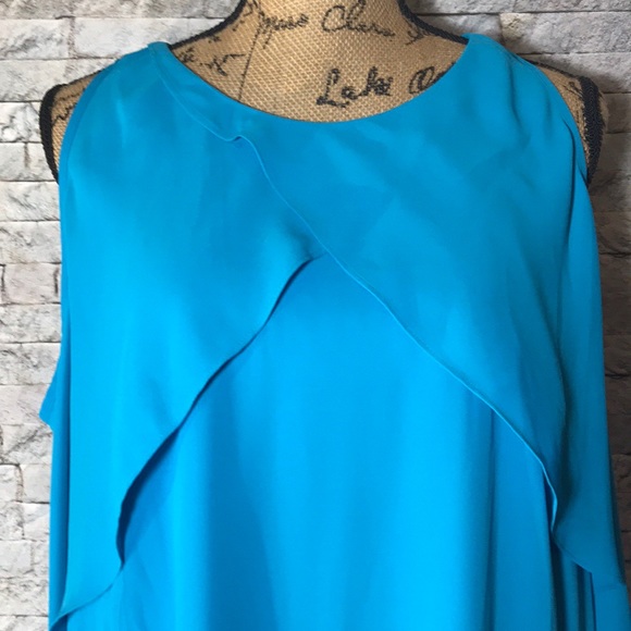 NWT VINCE CAMUTO | Cold Shoulder | Blue | Large - Picture 2 of 7
